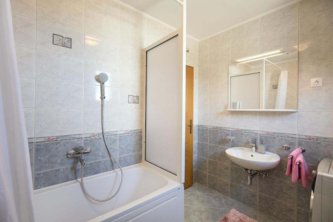 Apartment Harmony - Free Parking ดูบรอฟนิก ภายนอก รูปภาพ